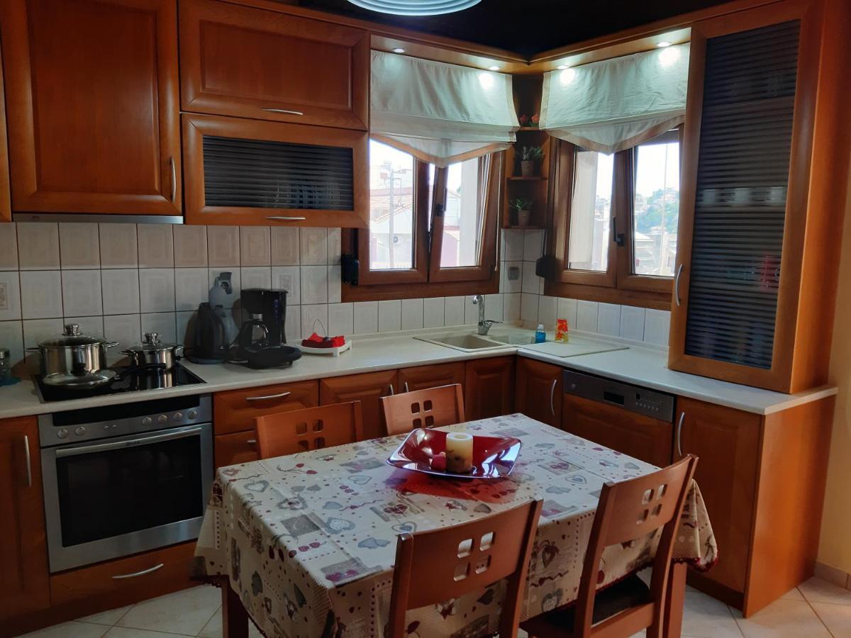 Babis Apartment Kavala Exteriör bild