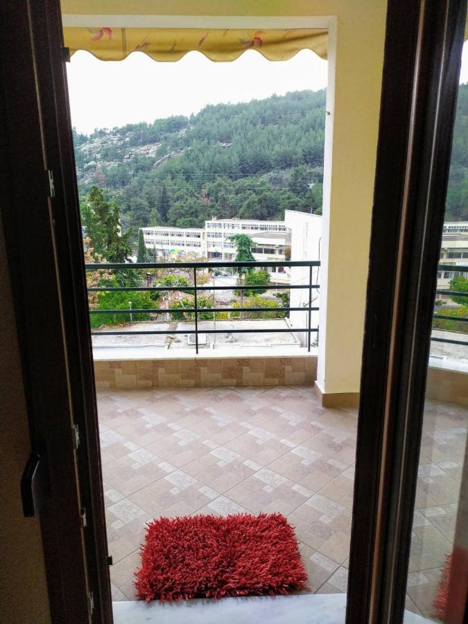 Babis Apartment Kavala Exteriör bild